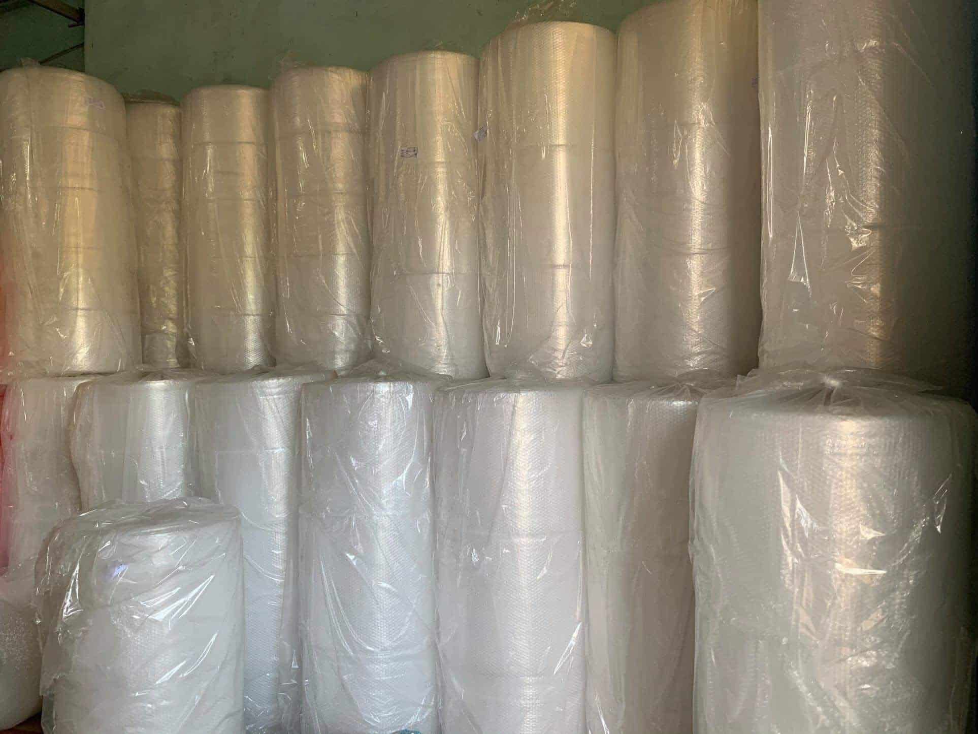 Xốp Hơi Bong Bóng 20cm x 100m Xốp Bong Bóng Thùng giấy carton chuyển nhà, đóng gói, giá sỉ 2 Xốp Hơi Bong Bóng 20cm x 100m Xốp Bong Bóng Thùng giấy carton chuyển nhà, đóng gói, giá sỉ 2
